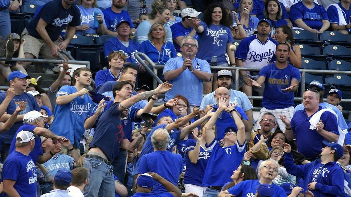 
Royals games at Kauffman Stadium are more crowded this year, even though ticket prices have increased in an era of dynamic pricing — and just a few months after the Royals’ World Series run.
