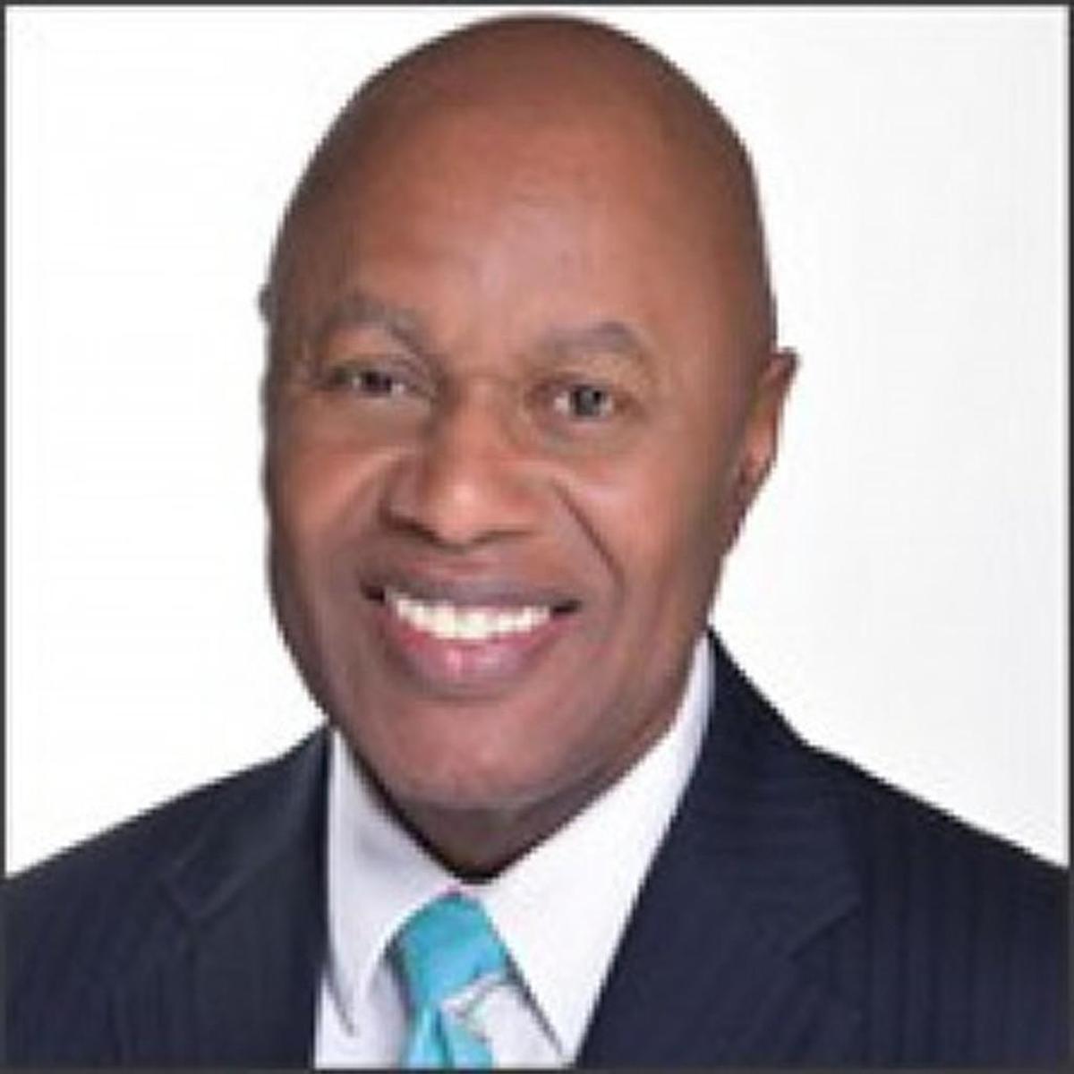 Elliott Davis