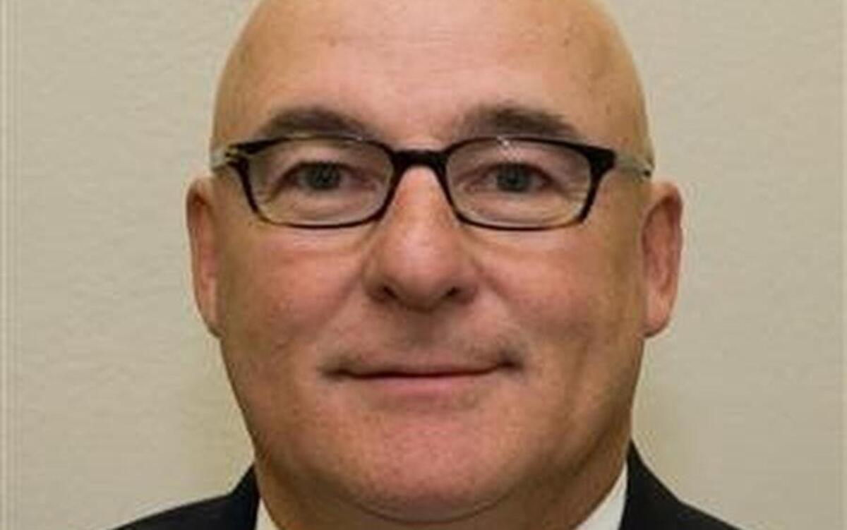 
Al Tunis, the Kansas City school district’s chief financial officer, will take over as interim superintendent after Steve Green exits the position at the end of the month.
