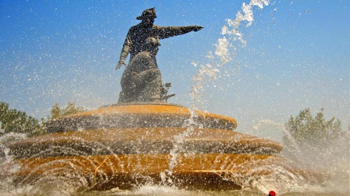 Here come the waterworks: Kansas City launches bus tours to explore fountains