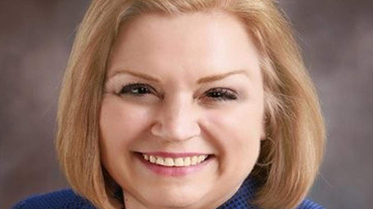 
The Missouri school board will accept nominations and applications through Nov. 21 to replace retiring education commissioner Chris Nicastro.

