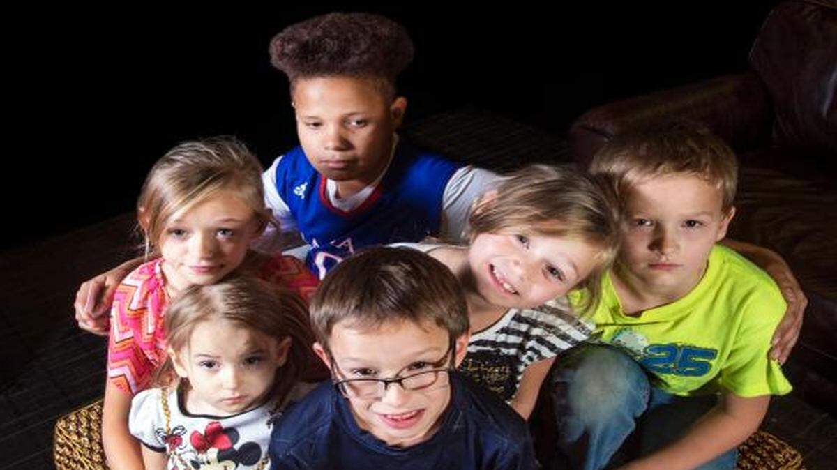 Siblings (clockwise from top) Christian, 14, Taylor, 6, Tyson, 8, Raymond, 9, Lynzee, 4, and Ally, 10, get together a couple of times a month. Last week, they gathered at The Star’s request.