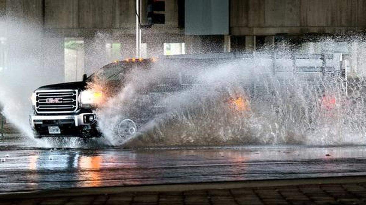 
It was a wet start to the day for Kansas City motorists such as this one on Southwest Boulevard under Interstate 35.
