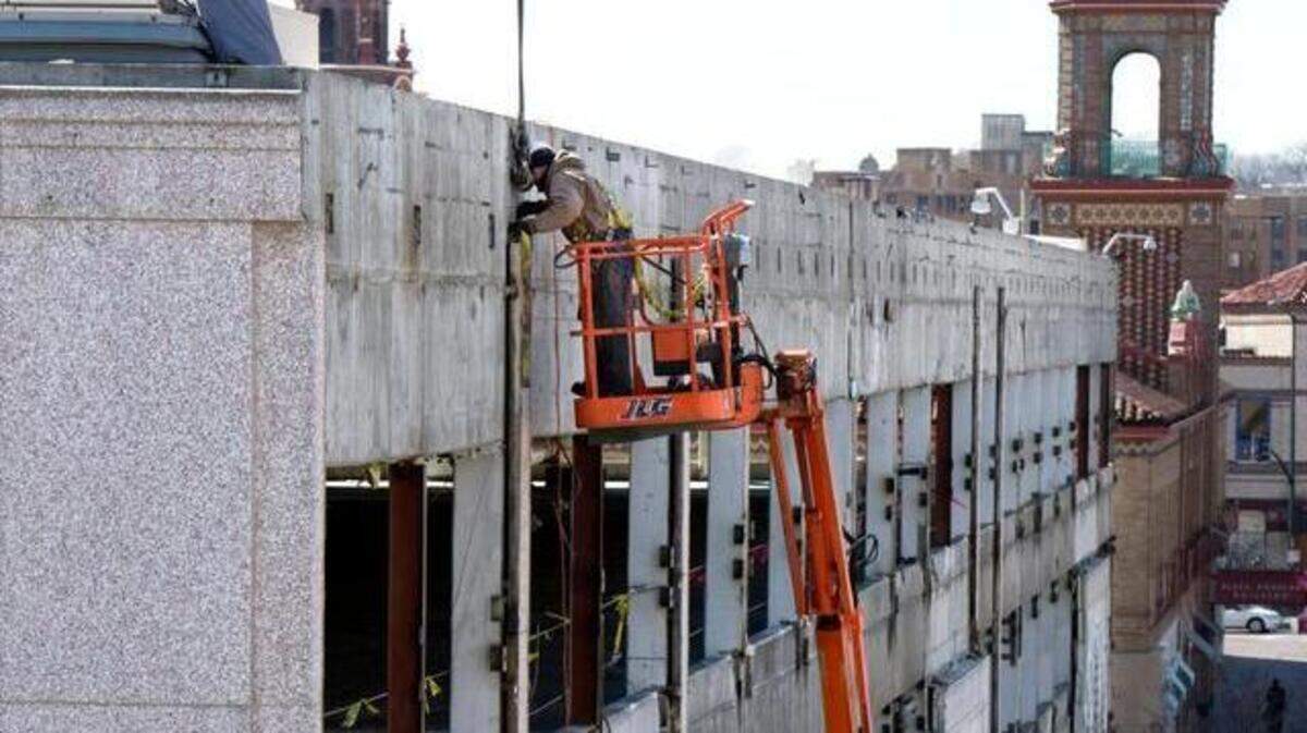 After Halls department store moved out of the Country Club Plaza, work began in 2015 to give the building a makeover, with plans to bring in several retailers and restaurants.