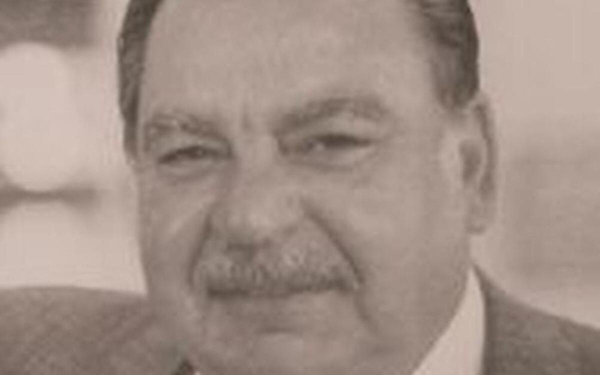 Robert Dakopolos
