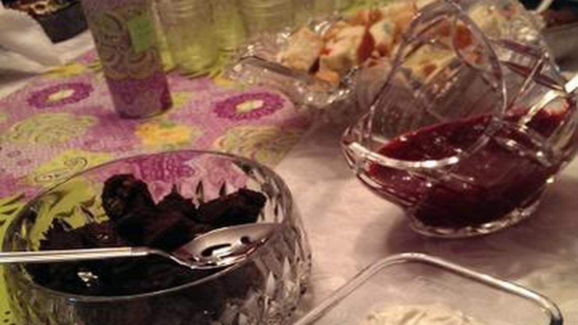 
Slice cakes into cubes, and place in the prettiest bowls you own. Assemble a variety of cake toppings and fillings. Provide mason jars and instruct guests to build their own Cake in a Jar.
