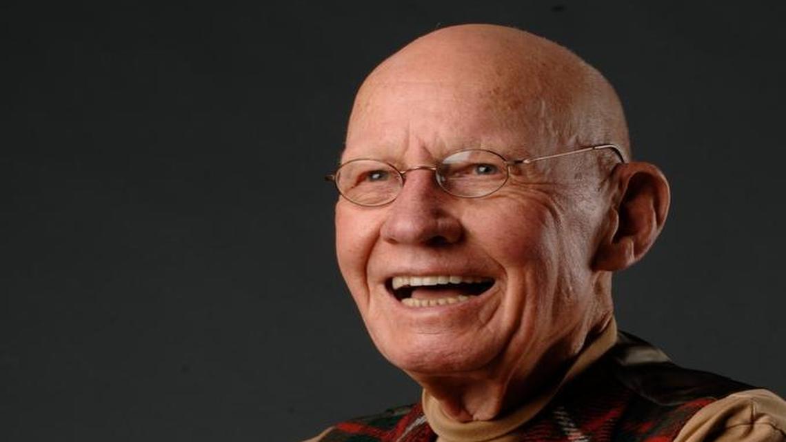 U.S. District Judge Scott O. Wright died Monday in Kansas City.