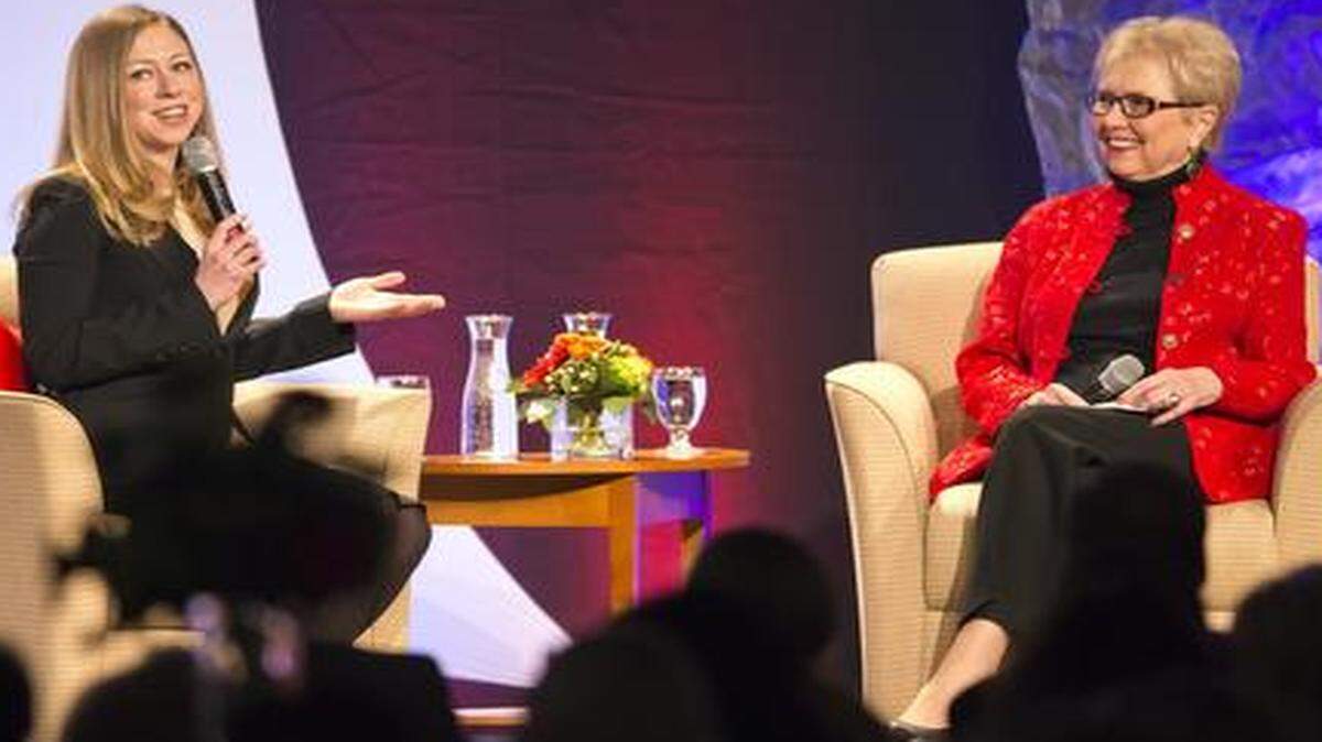 Former Kansas City Mayor Kay Barnes (right) was one of the first inductees into the Starr Women’s Hall of Fame at the University of Missouri-Kansas City. In February 2014, Barnes shared a stage with former first daughter Chelsea Clinton at the event launching the hall of fame.