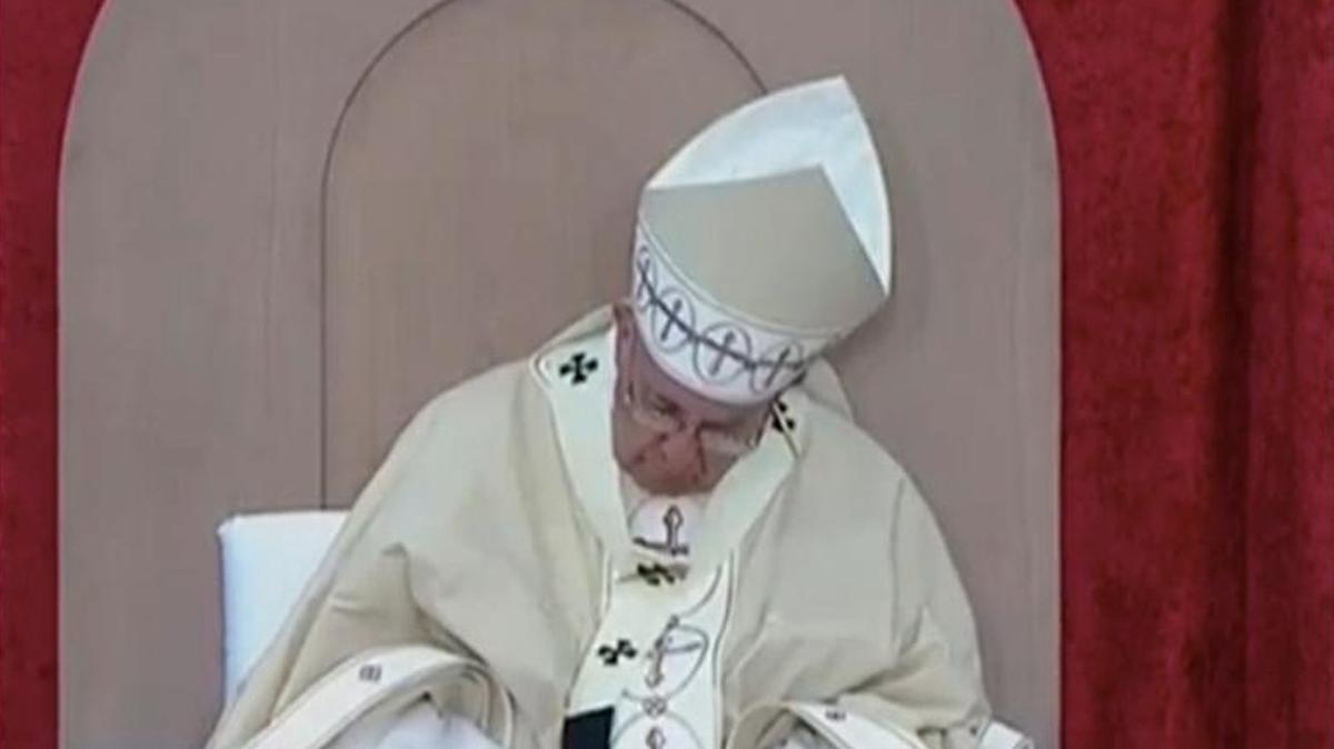 In an interview with a Catholic TV program, Pope Francis said he sometimes dozes off while praying. He was seen nodding off at a Mass during his 2015 trip to the United States.
