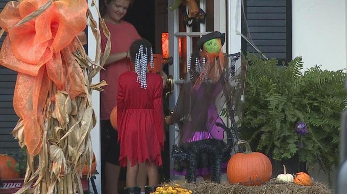 Does your teenager still go trick-or-treating? Should they? A viral Facebook post reveals that people still cannot agree on this seasonal topic.