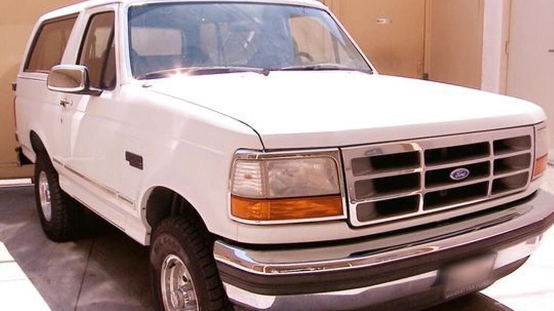 White Ford Bronco from O.J. Simpson’s infamous chase is up for sale on ‘Pawn Stars’