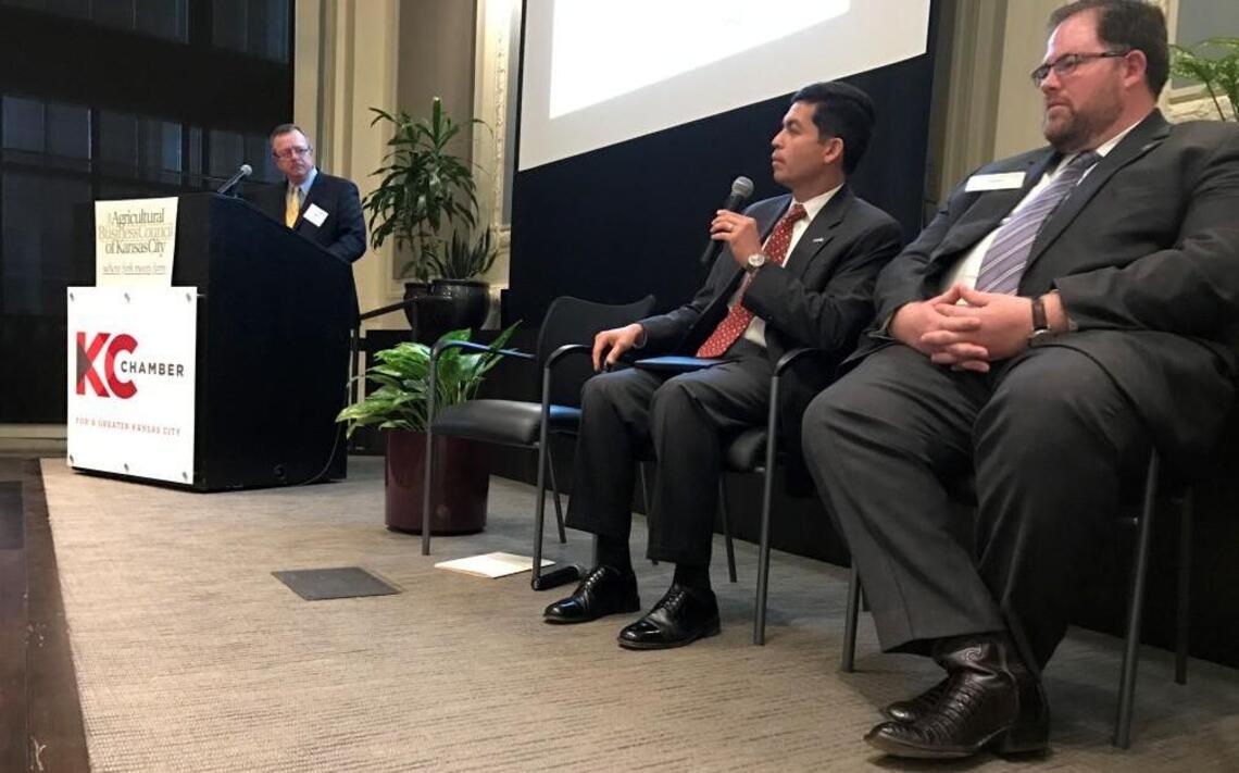 Trump’s push on immigration and NAFTA cast shadow over the Kansas City area economy