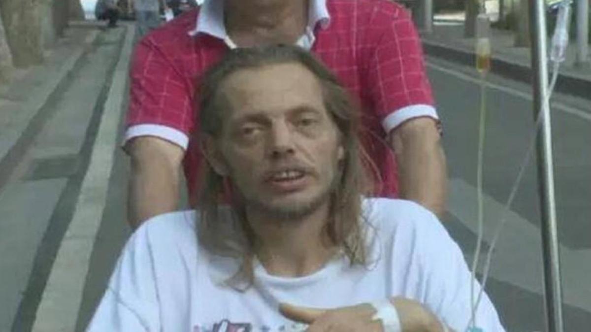 Alexander Pieter Cirk, 41, flew to Hunan Province's Changsha Huanghua International Airport from Holland to meet his 26-year-old online “girlfriend.” She never showed up.