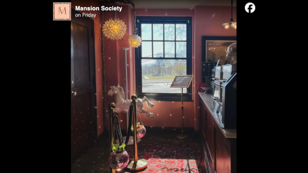 A couple held their wedding at Mansion Society coffee shop without the business owner’s permission.