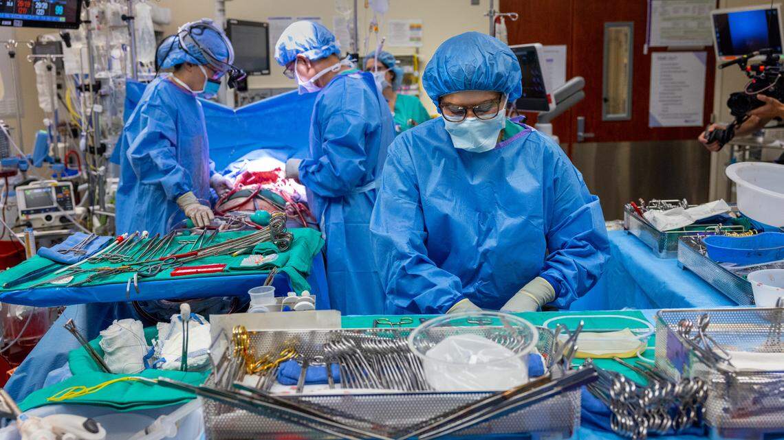 A 34-year-old man from Missouri had a serious lung infection following a flu virus, forcing doctors to remove his lungs. Then surgeons used breast implants to keep his heart in place.