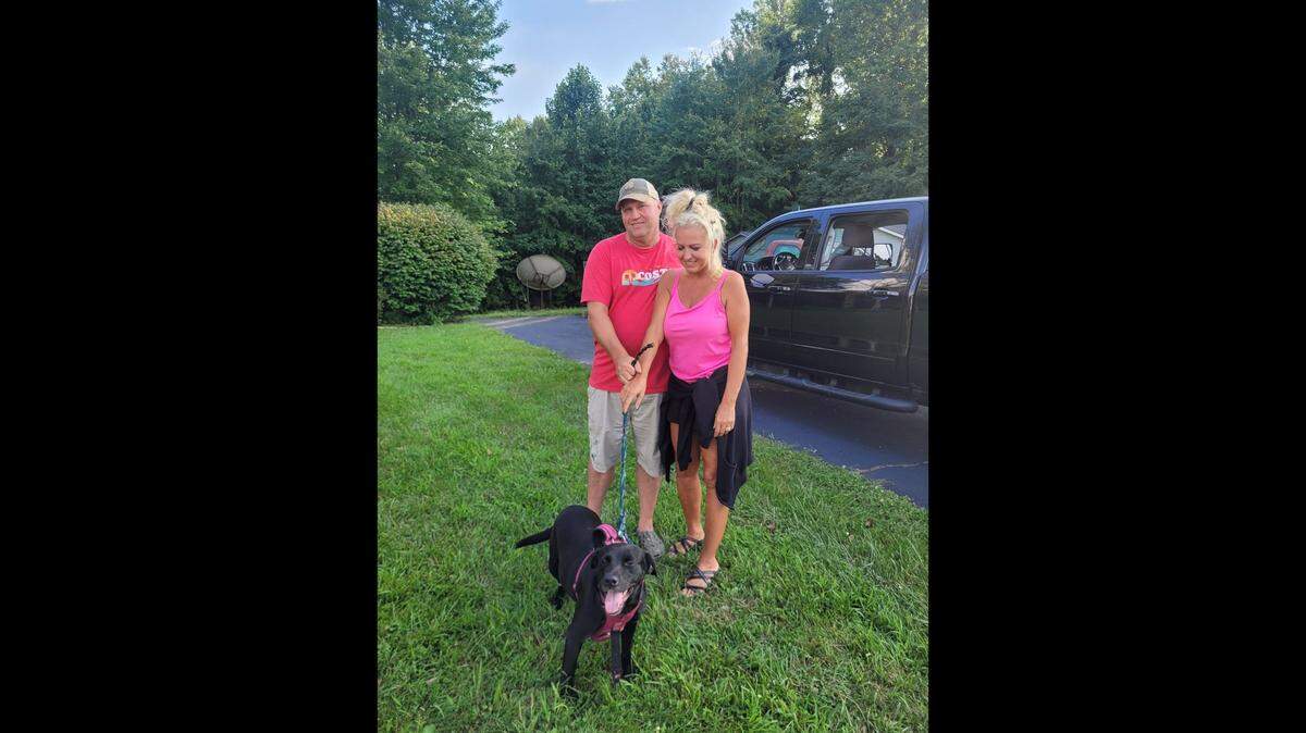A man and woman — with a lost dog — found a man in need of help, authorities said.