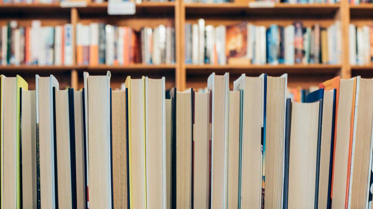 A bookstore, bar and coffee shop is coming to Mission.