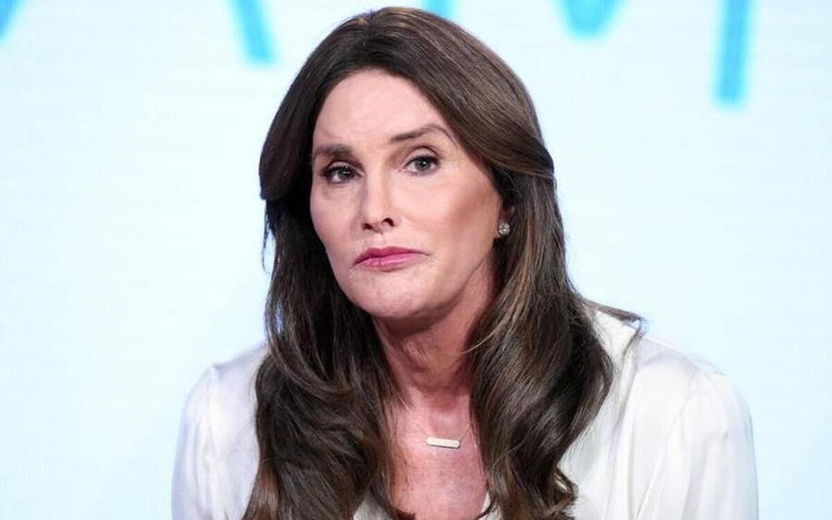 Caitlyn Jenner will reportedly appear on a Sports Illustrated cover this summer wearing only an American flag and her Olympic gold medal.