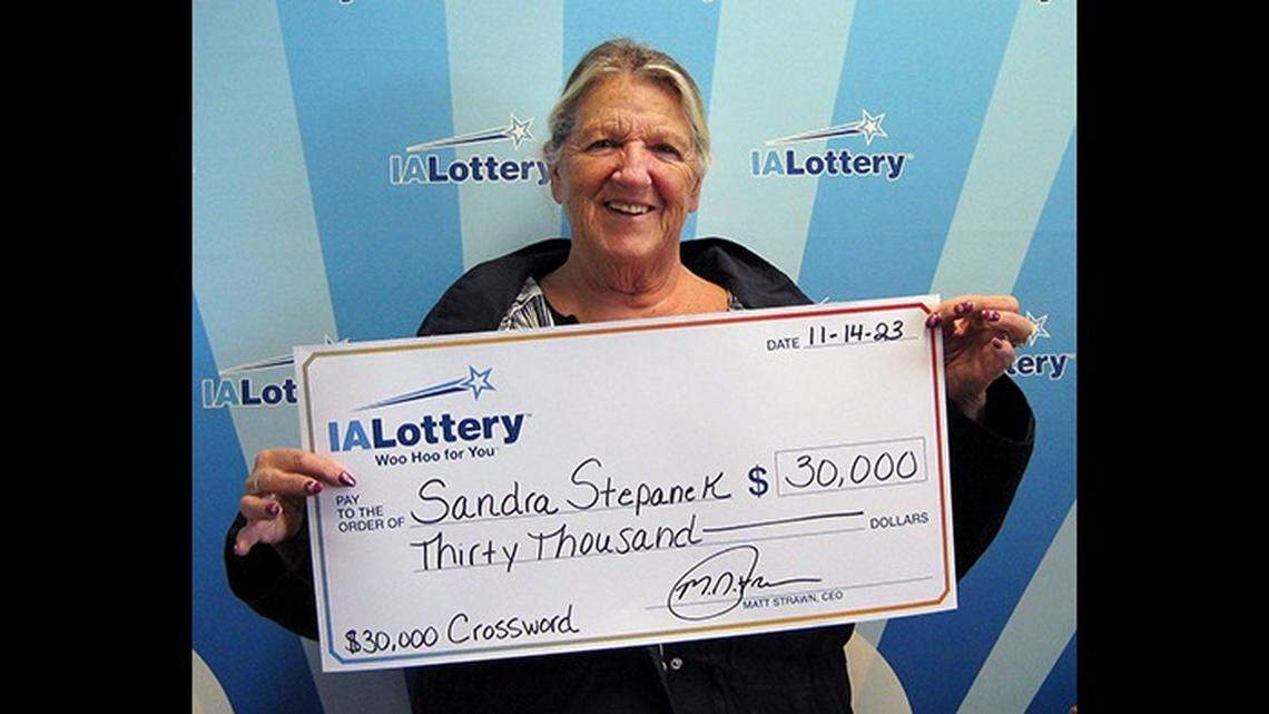 An Iowa woman won big on a lottery scratch off ticket, leaving her in disbelief.