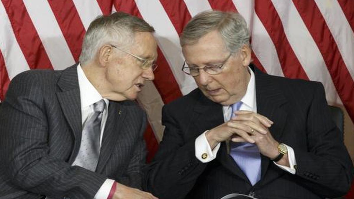 
Senate Majority Leader Harry Reid, D-Nev., left, and Senate Minority Leader Mitch McConnell, R-Ky.
