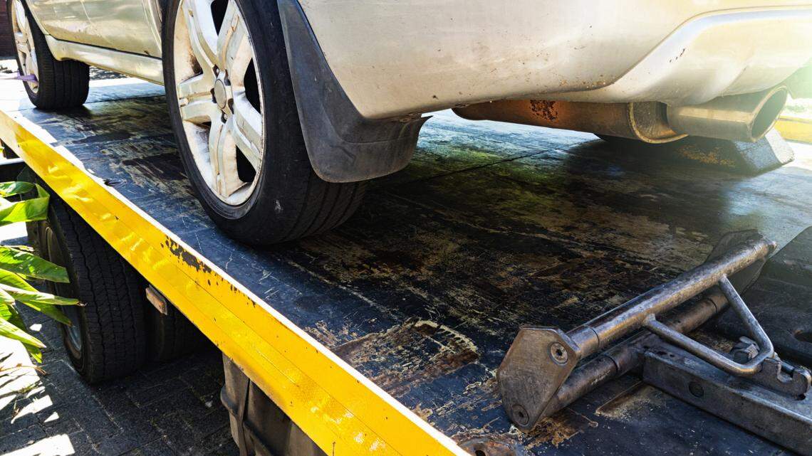 The repossession agency told authorities earlier that day it would be seizing the woman’s vehicle, according to media reports.