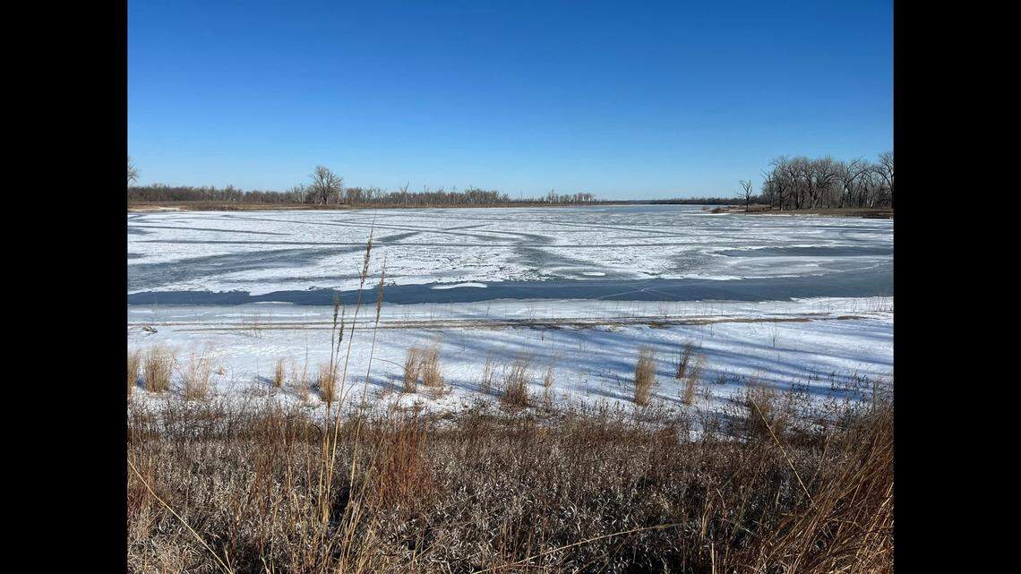 Park rangers are impressed by a three-legged predator seen catching prey at DeSoto and Boyer Chute National Wildlife Refuges in Iowa.