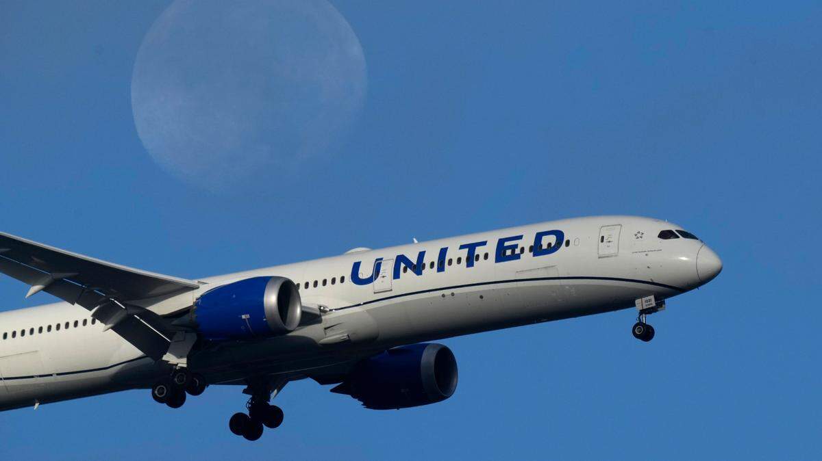 A former United Airlines pilot sentenced to prison time after he was accused of internet stalking a flight attendant.