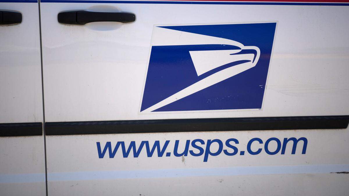 A Minnesota man was sentenced to more than five years in prison after pleading guilty to assaulting a mailman, according to police.