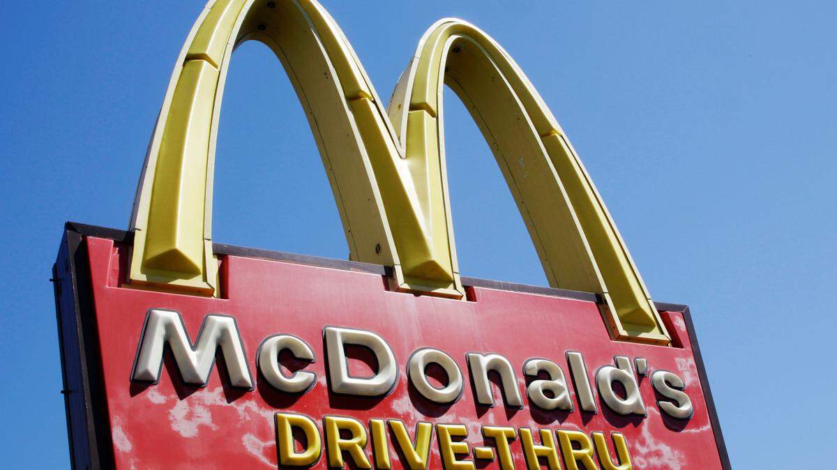 A settlement has been reached in the case against a McDonald’s franchise, attorneys say. (AP Photo/Paul Sakuma, File)