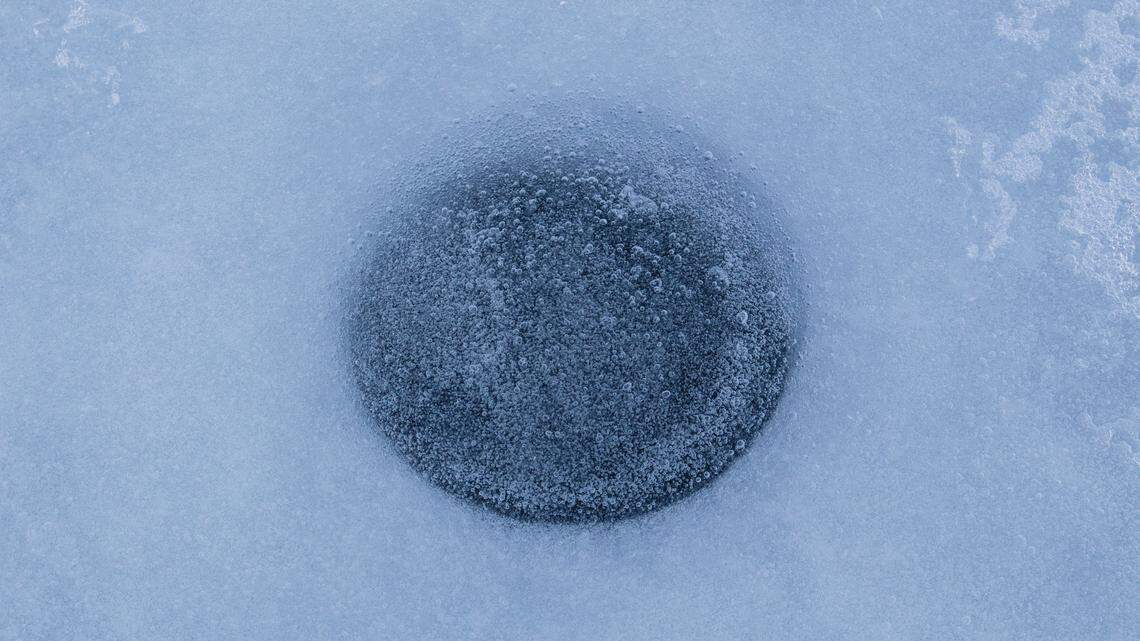 35 people rescued from ice chunk that broke off from Upper Red Lake shore, MN officials say.