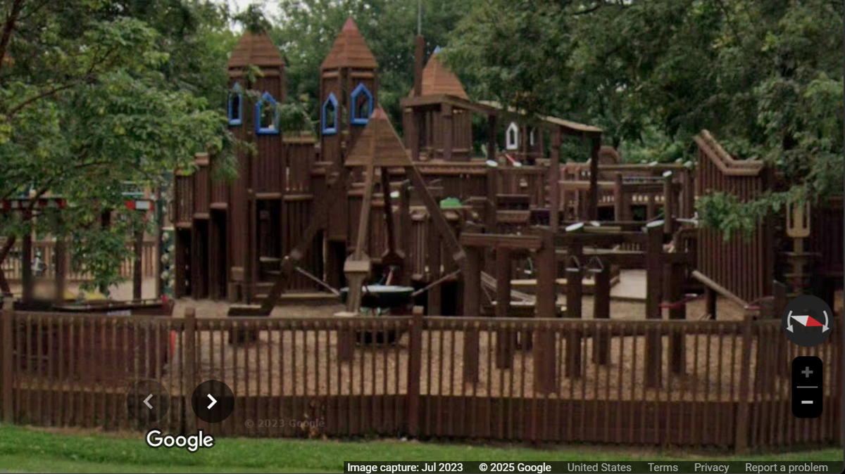 A woman called police after she felt insulted by other moms at an Ohio playground.