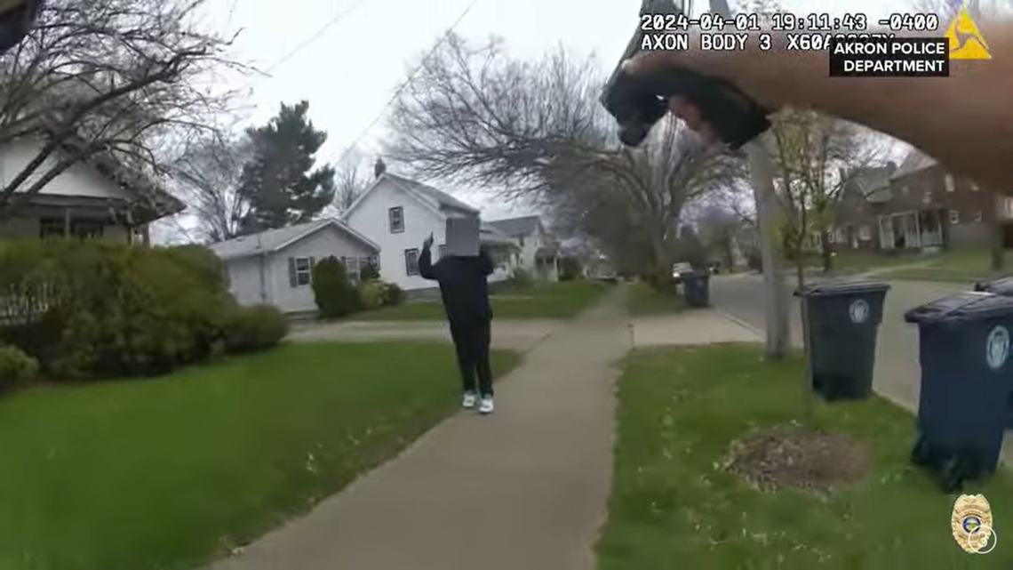 Body camera footage shows 15-year-old Tavion Koonce-Williams shot by police as he throws a toy gun on the ground.