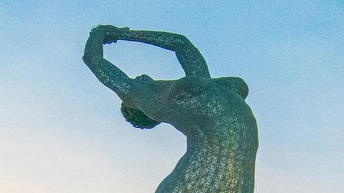 The 55-foot “Truth is Beauty” statue by California artist Marco Cochrane has raised a few eyebrows as it’s being installed on the new technology campus in San Leandro, Calif.