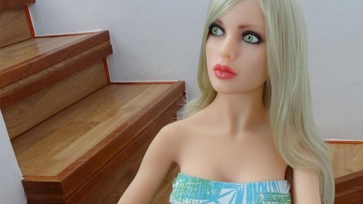Sergi Santos, the Spanish engineer who created a sex robot named Samantha, says it would be simple for the machine to have a baby.