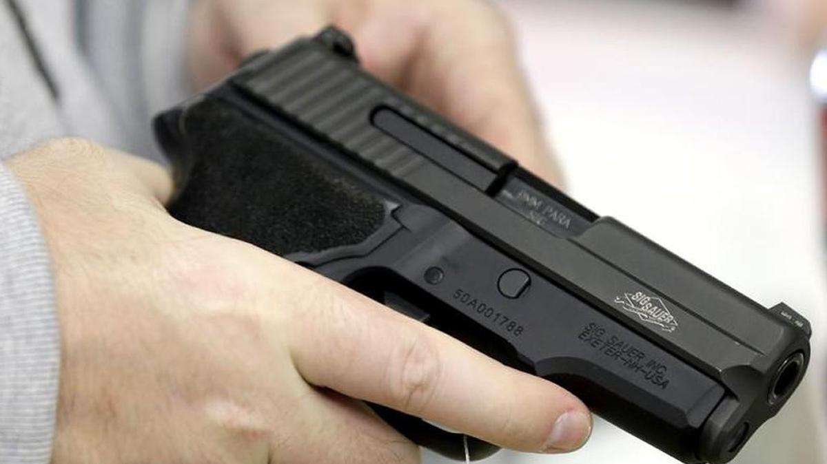 Chicago had reportedly gone more than 24 hours without a shooting incident, and then early Tuesday morning a teenage robber accidentally shot himself in the penis after a hold-up.