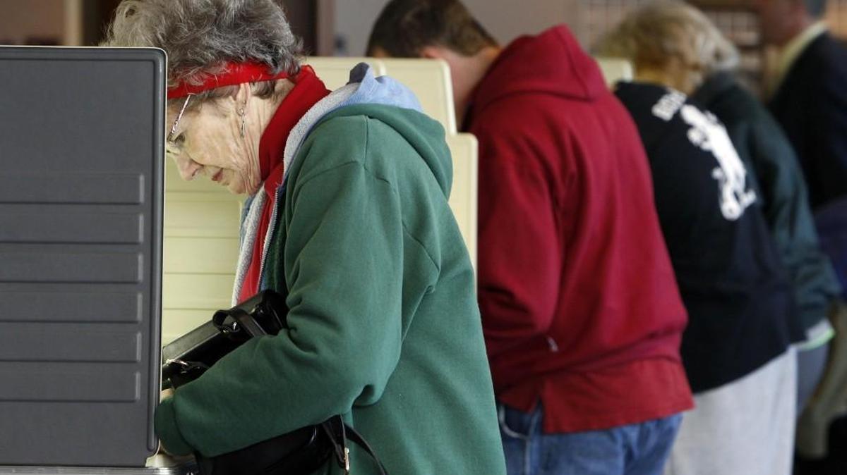Missouri voters like these in Independence in 2012 better reflect the nation than Iowa voters, some say, but Missouri’s chances of jumping ahead of Iowa’s caucuses would be slim.