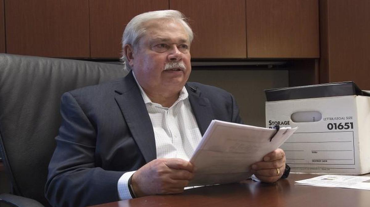 Former Johnson County Sheriff Frank Denning endorsed Doug Bedford, who is challenging current Sheriff Calvin Hayden.