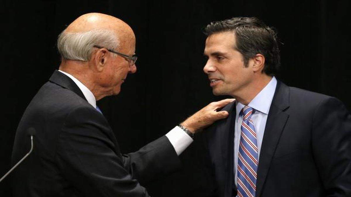 
New campaign finance disclosures show that Sen. Pat Roberts (left) has raised nearly half his campaign funds from PACs, including committees representing banks, drug companies, insurers and farming companies. Roberts’ opponent, independent Greg Orman (right), has not accepted PAC donations.
