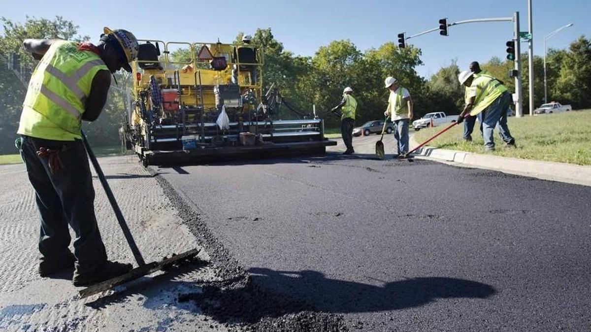 KC voters go to the polls April 4 to consider a giant infrastructure bond proposal. Mayor Sly James will discuss the plan at a town hall meeting Monday night.