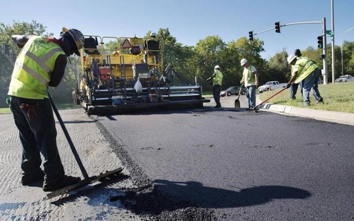 Kansas City road reconstruction projects are on the list for the first year of general obligation bond projects, following voter approval April 4.