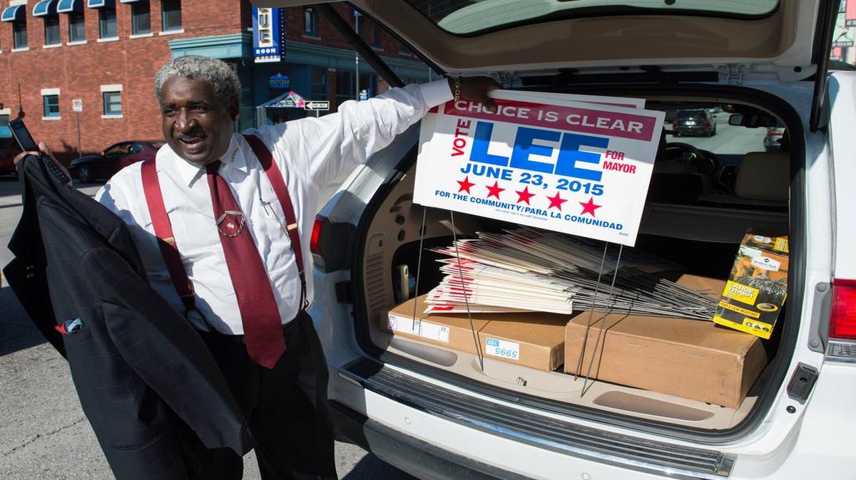 
Kansas City mayoral candidate Vincent Lee canvassed the 18th and Vine area last week, seeking support in the June 23 election. In mid-May, he told the Missouri Ethics Commission his campaign committee had raised less than $500.


