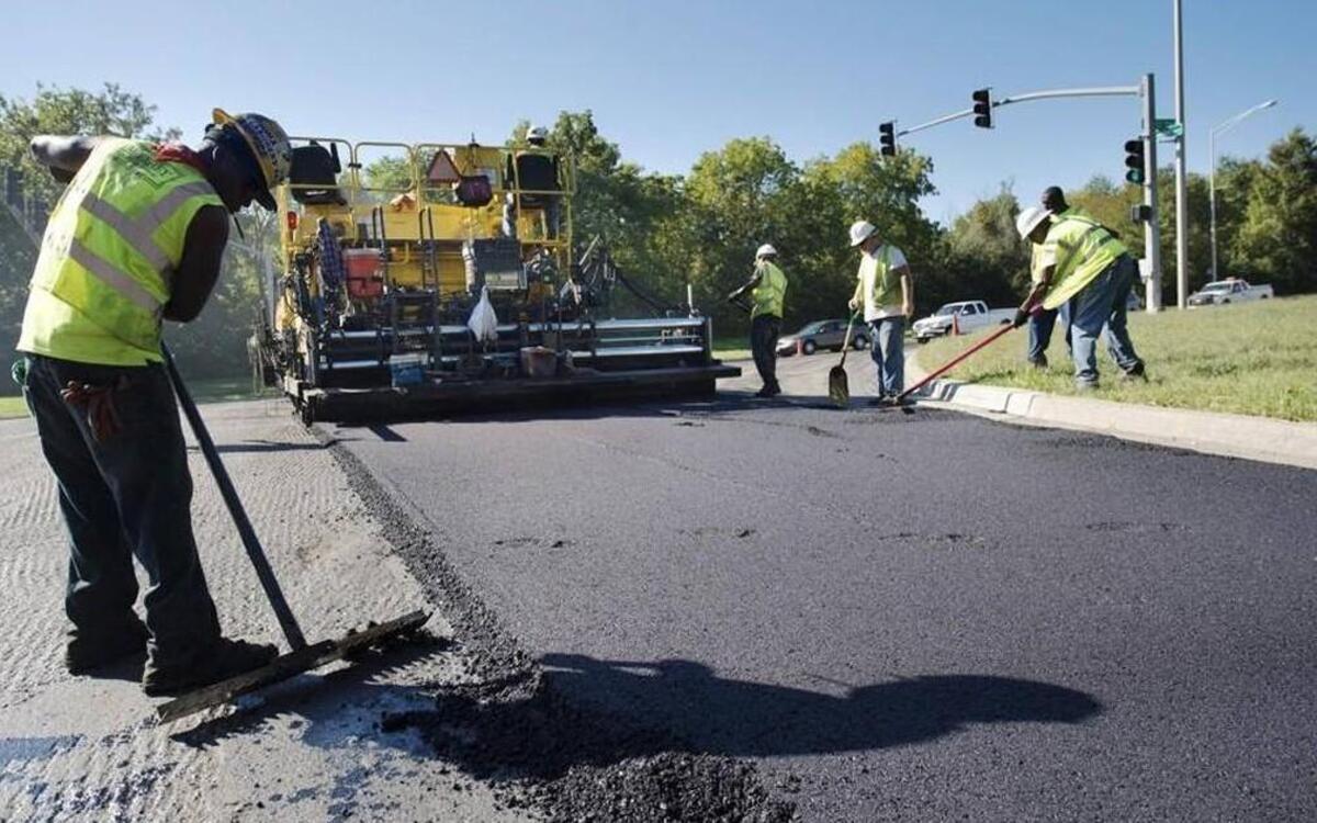 The Kansas City Council continued to haggle Thursday over ballot language for a giant bond infrastructure package. The council must act by next Thursday to meet the deadline for the April ballot.