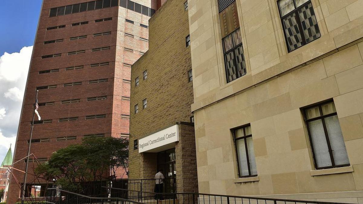 The Jackson County Regional Correctional Center (right) at 505 E. 13th St. The Jackson County Detention Center is to the left, at 1300 Cherry St.