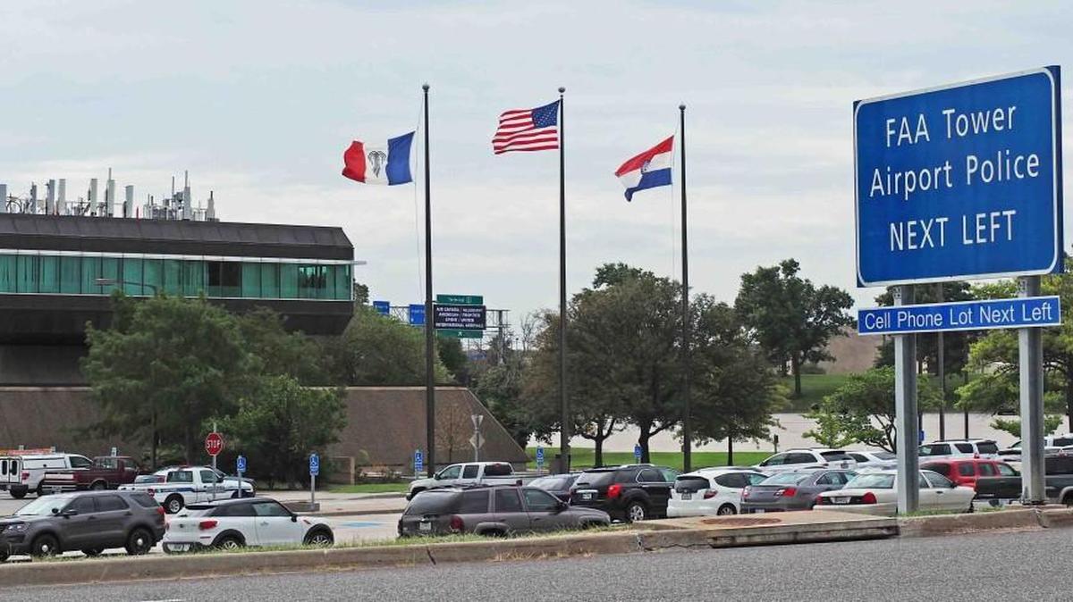 Beginning Monday, KCI Airport will provide a cellphone lot closer to the terminals, adjacent to the KCI Airport Police station.