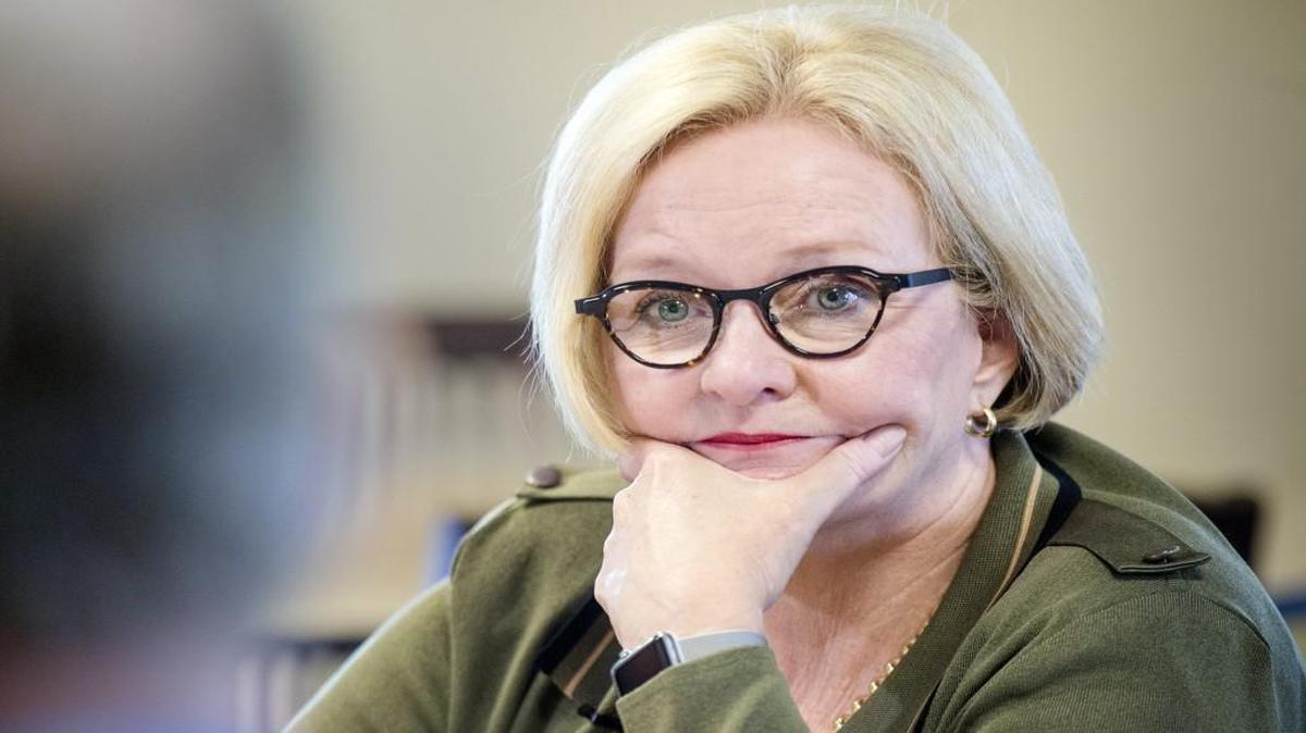 Here’s how U.S. Sen. Claire McCaskill, a Missouri Democrat, reacted to presumptive Democratic presidential candidate Hillary Clinton’s selection of Sen. Tim Kaine of Virginia as her running mate. “It’s just a terrific selection. We now have a ticket that signals that they are the grown-ups.”