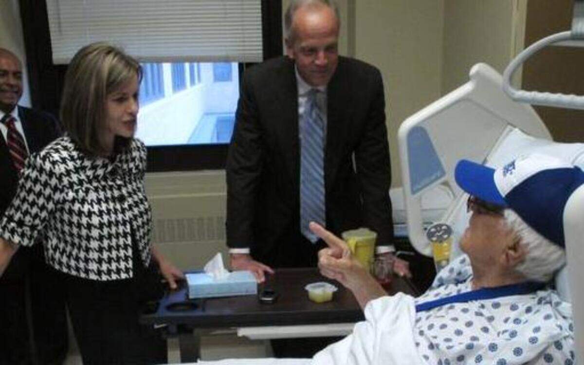 
Bob Brown, an 87-year-old World War II veteran from Perry Kan., speaks with U.S. Rep. Lynn Jenkins (left) and U.S. Sen. Jerry Moran during their visit Friday to the Colmery-O'Neil Veterans Affairs Medical Center in Topeka. Some Kansas veterans can't get medical appointments at U.S. Veterans Affairs facilities and are having scheduled checkups canceled as the dates approach, the two members of the state's congressional delegation said.
