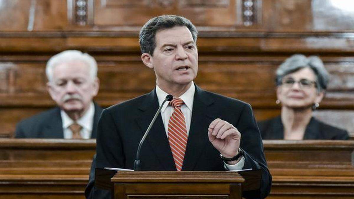 
Kansas Gov. Sam Brownback during the 2015 State of the State address in Topeka 
