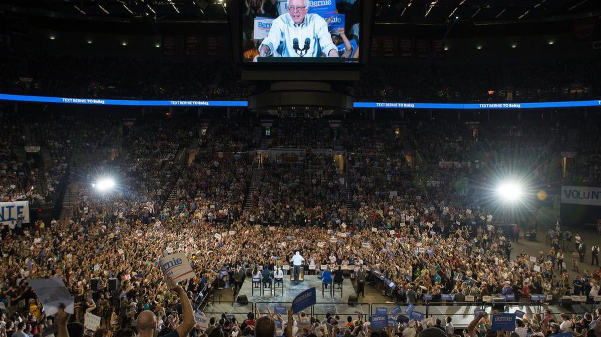 
Democratic presidential candidate Sen. Bernie Sanders, I-Vt., speaks at a rally Sunday
