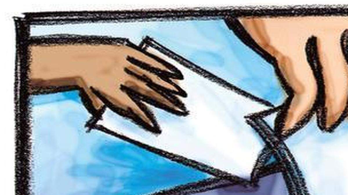 
Voters favored incumbents in Kansas school board races Tuesday.
