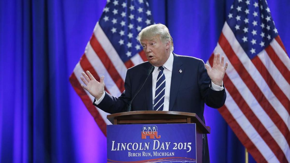 
Republican presidential candidate Donald Trump addresses a GOP fundraising event Tuesday in Birch Run, Mich. 
